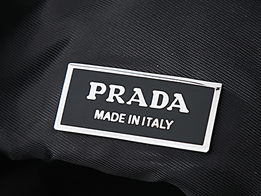 プラダ 2NE067_2HE1_F0002 黒のドローストリングバッグ