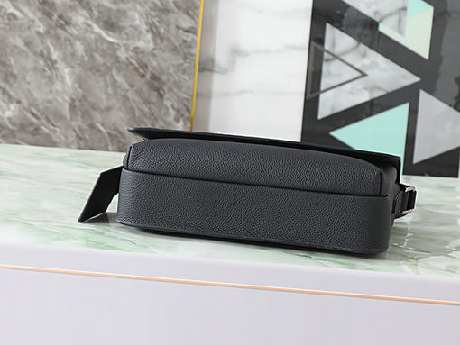 ディオールスーパーコピー CD Icon クラシックメッセンジャーバッグ