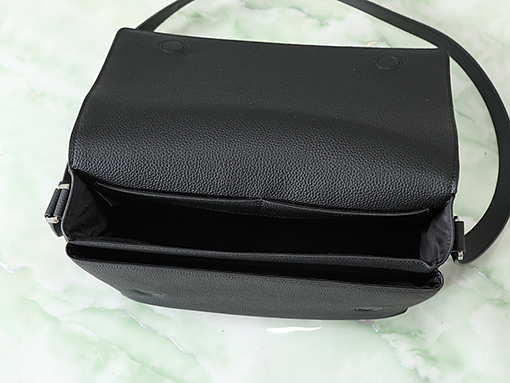 ディオールスーパーコピー CD Icon クラシックメッセンジャーバッグ