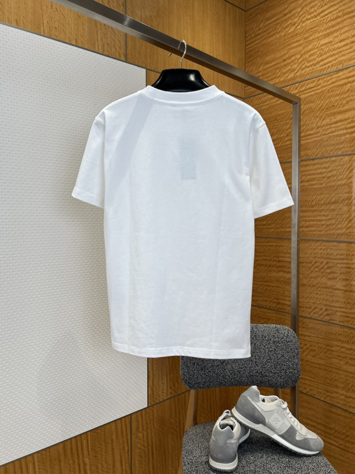 ディオールスーパーコピー Christian Dior couture 刺繍入りクルーネック半袖Tシャツ