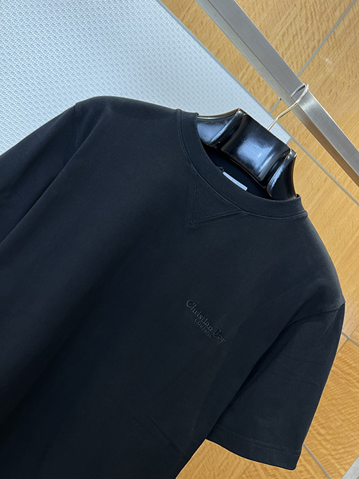 ディオールスーパーコピー Christian Dior couture 刺繍入りクルーネック半袖Tシャツ