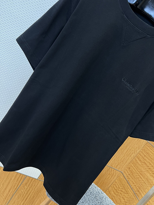 ディオールスーパーコピー Christian Dior couture 刺繍入りクルーネック半袖Tシャツ