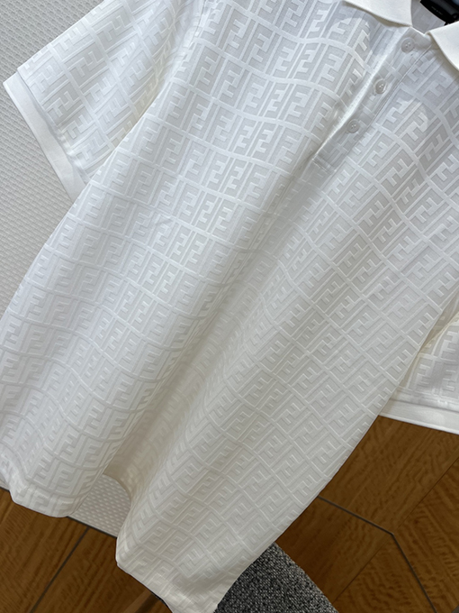 フェンディ ダブルFの総柄プリント入り半袖襟付きポロシャツ