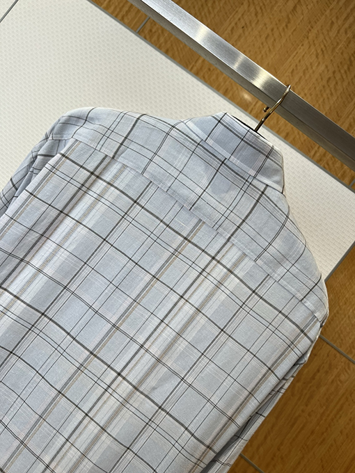 アクネストゥディオズ Acne Studios チェック柄のリボン刺繍入り長袖襟付きシャツ