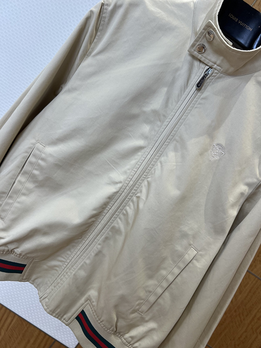 グッチコピー リボン装飾付き刺繍ジャケット