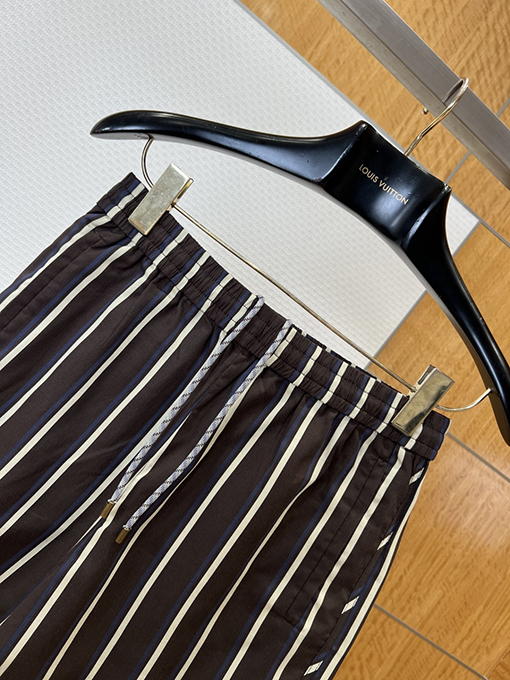 ルイヴィトンスーパーコピー ゴムウエストドローストリング付きカジュアルショーツ