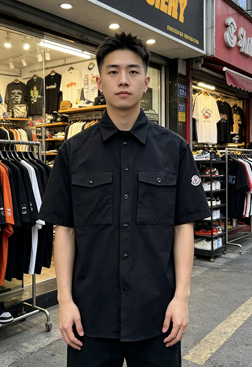 モンクレールブランドスーパーコピー ダブルポケット袖パッチ刺繍入り半袖シャツジャケット