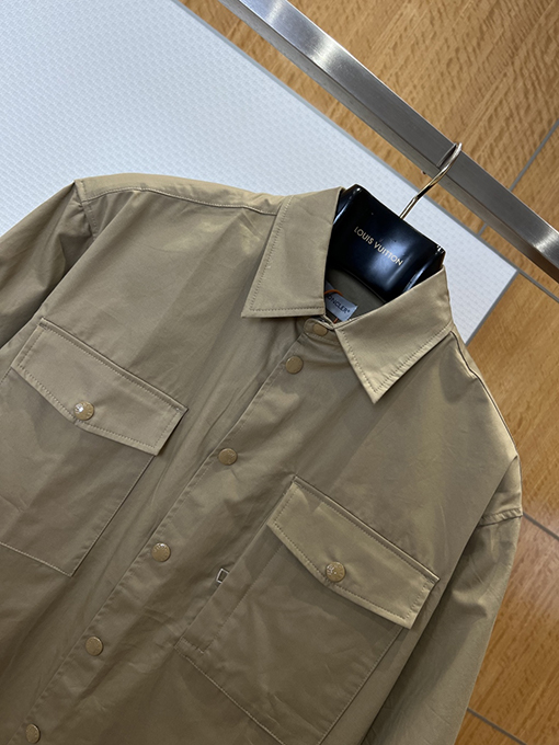 モンクレールブランドスーパーコピー ダブルポケット袖パッチ刺繍入り半袖シャツジャケット