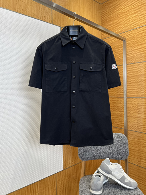 モンクレールブランドスーパーコピー ダブルポケット袖パッチ刺繍入り半袖シャツジャケット