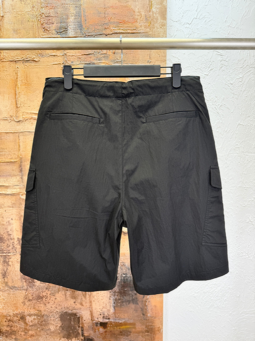 ディオールスーパーコピー サドルポケット付きショーツ