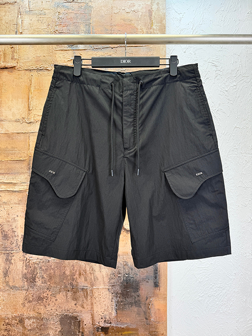 ディオールスーパーコピー サドルポケット付きショーツ