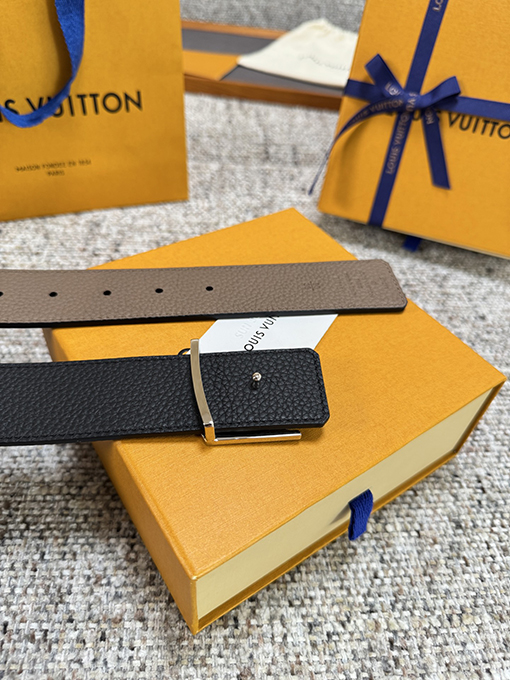 ルイヴィトン 新モデル両面ライチ柄シリーズベルト