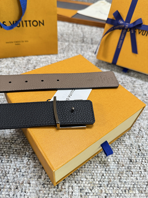 ルイヴィトン 新モデル両面ライチ柄シリーズベルト