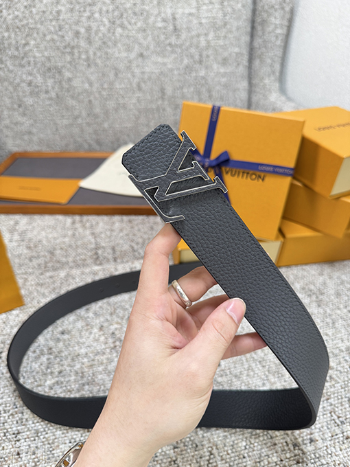 ルイヴィトン 新モデル両面ライチ柄シリーズベルト