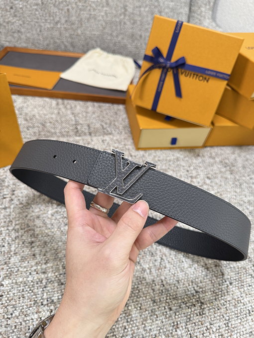 ルイヴィトン 新モデル両面ライチ柄シリーズベルト