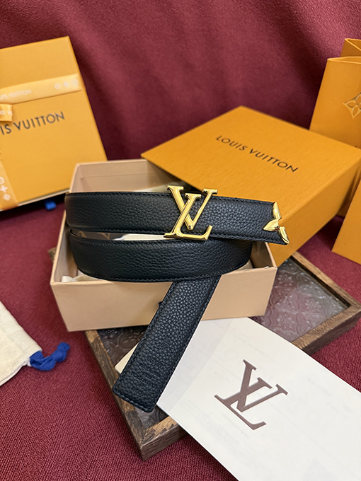 ルイヴィトンブランドコピー Monogram クラシックな花柄の両面レザーベルト