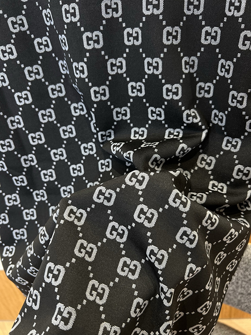 グッチスーパーコピー ダブルGの総柄プリント半袖ポロシャツ
