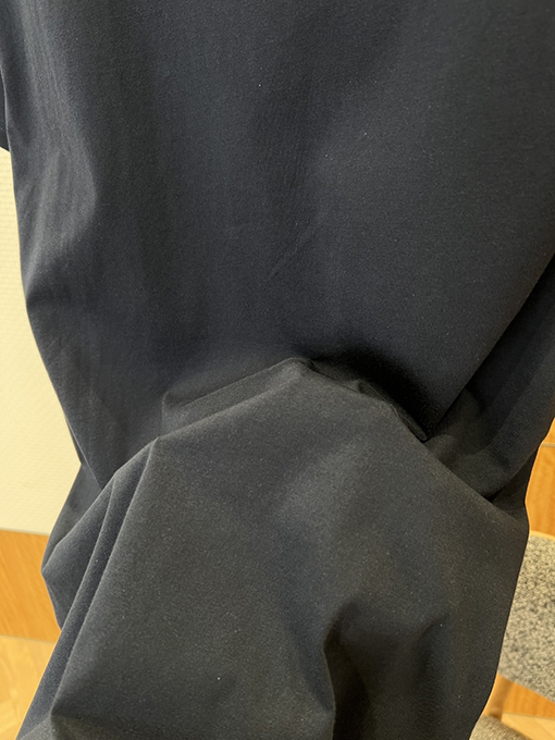 モンクレールコピー アームバンド付きデニムポケット付き半袖Tシャツ