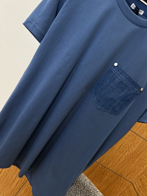 モンクレールコピー アームバンド付きデニムポケット付き半袖Tシャツ