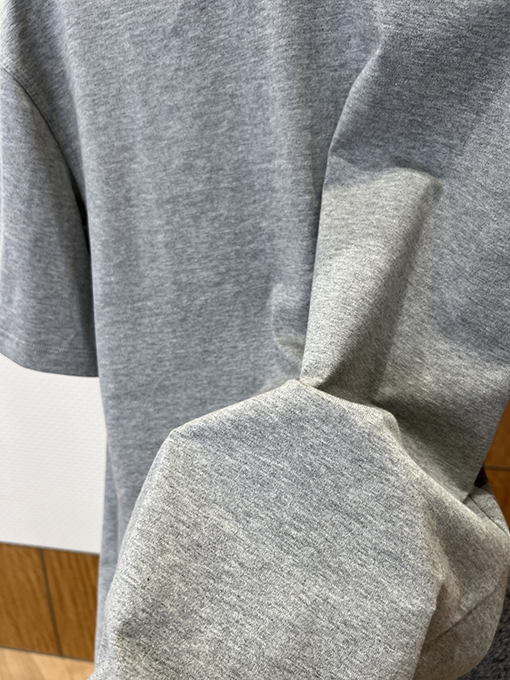 バーバリー チェック柄の襟カラーブロックデザインのクルーネック半袖Tシャツ