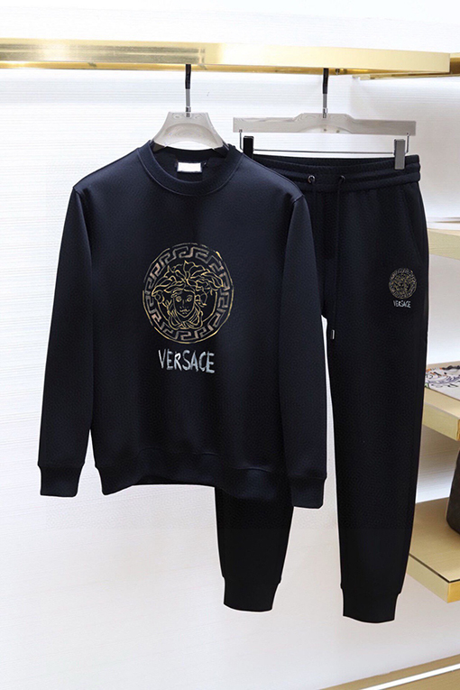 ヴェルサーチスーパーコピー VERSACE 最新のトレンドクルーネックのスウェットシャツとパンツのセット