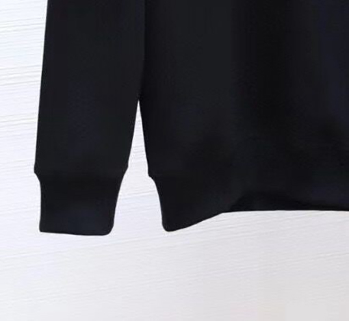 ヴェルサーチスーパーコピー VERSACE 最新のトレンドクルーネックのスウェットシャツとパンツのセット