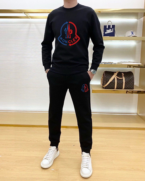 モンクレールMoncler 新モデルのトレンドクルーネックのスウェットシャツとパンツのセット