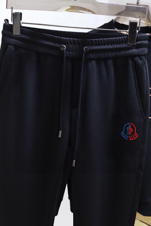モンクレールMoncler 新モデルのトレンドクルーネックのスウェットシャツとパンツのセット