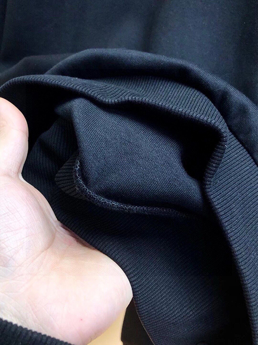 バレンシアガブランドコピー Balenciaga 人気のトレンドクルーネックのスウェットシャツとパンツのセット