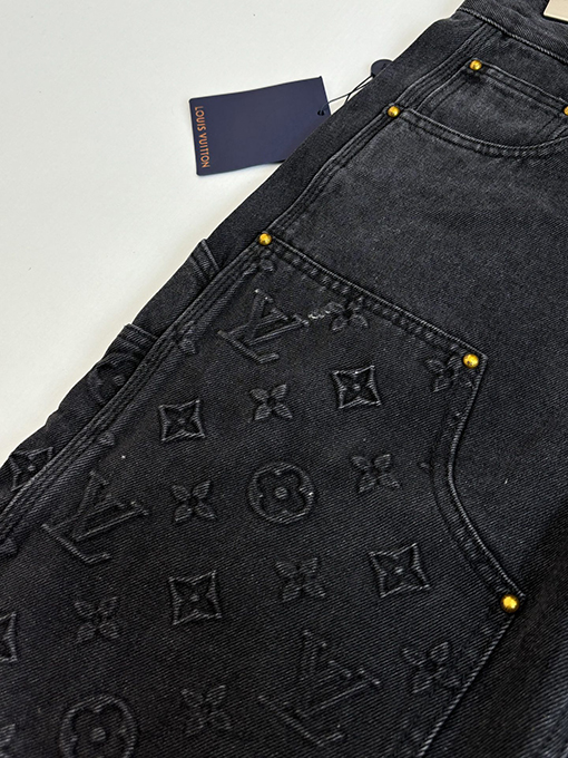 ルイヴィトンスーパーコピー LV 新作クラシックカーゴデニムショーツ