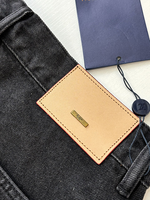 ルイヴィトンスーパーコピー LV 新作クラシックカーゴデニムショーツ