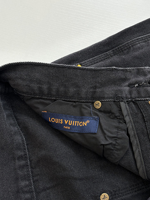 ルイヴィトンスーパーコピー LV 新作クラシックカーゴデニムショーツ
