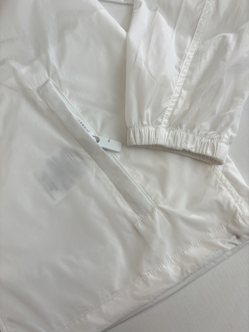 バーバリー チェック柄トリムのナイロンフード付き日焼け防止ジャケット