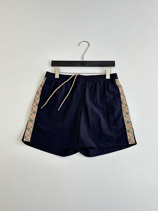 バーバリーコピー ナイロンサイドチェック柄ドローストリング付きビーチショーツ