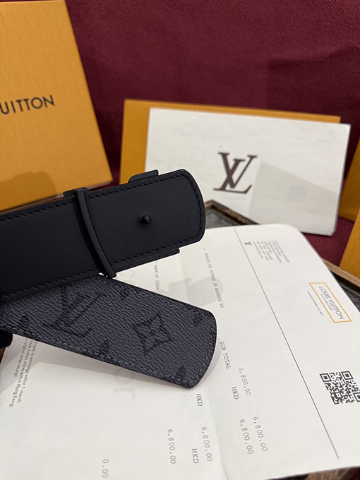 ルイヴィトン Dimension Monogram Midnight クラシックな両面ベルト