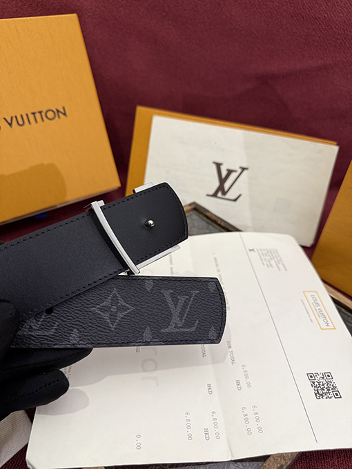 ルイヴィトン Dimension Monogram Midnight クラシックな両面ベルト