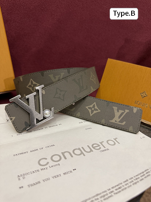 ルイヴィトンコピー Initials Monogram Surplus コーティングキャンバス製の時計ストラップとベルト