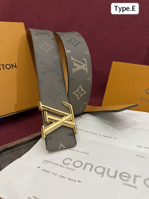 ルイヴィトンコピー Initials Monogram Surplus コーティングキャンバス製の時計ストラップとベルト