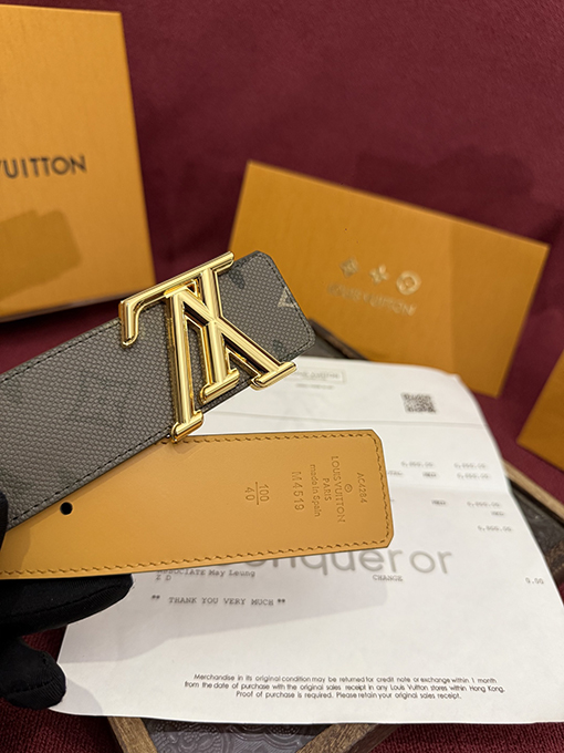 ルイヴィトンコピー Initials Monogram Surplus コーティングキャンバス製の時計ストラップとベルト