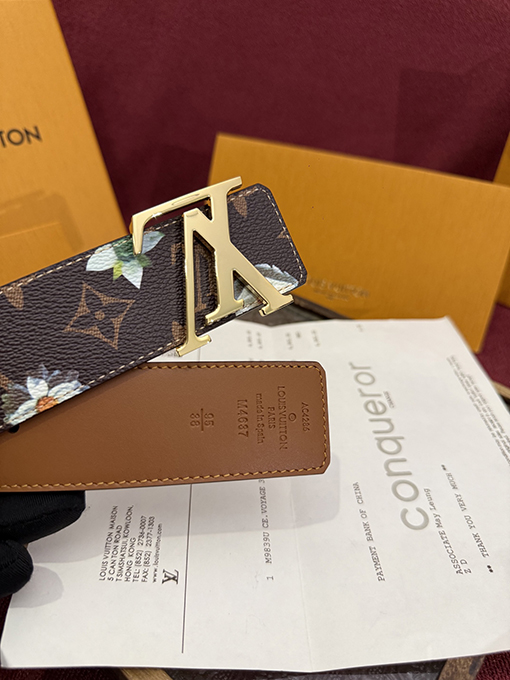 ルイヴィトン Initiales Monogram Flower カラーブロックの花柄プリント両面ベルト