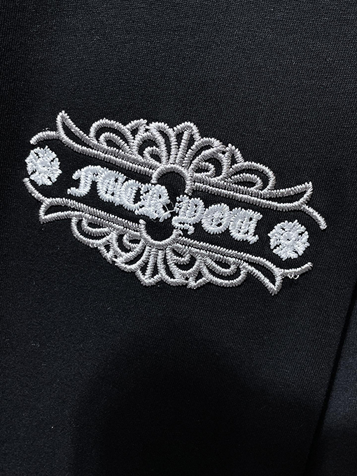 クロムハーツ クラシックなサンスクリット文字の半袖Tシャツ