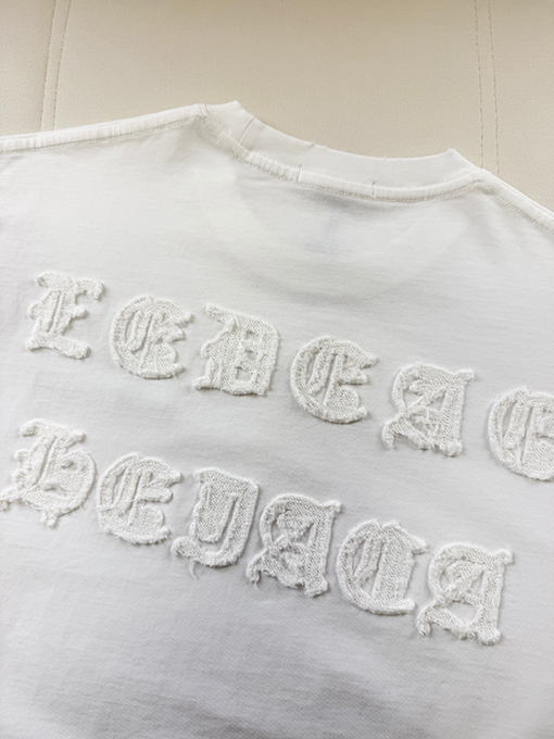 クロムハーツブランドコピー アップリケ刺繍り半袖Tシャツ