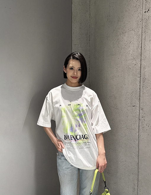 バレンシアガ Balenciaga アーティスティックプリントの半袖Tシャツ