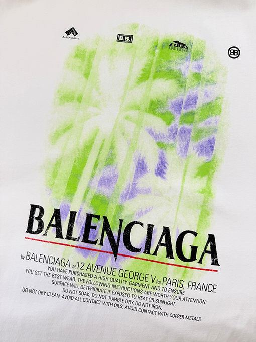 バレンシアガ Balenciaga アーティスティックプリントの半袖Tシャツ