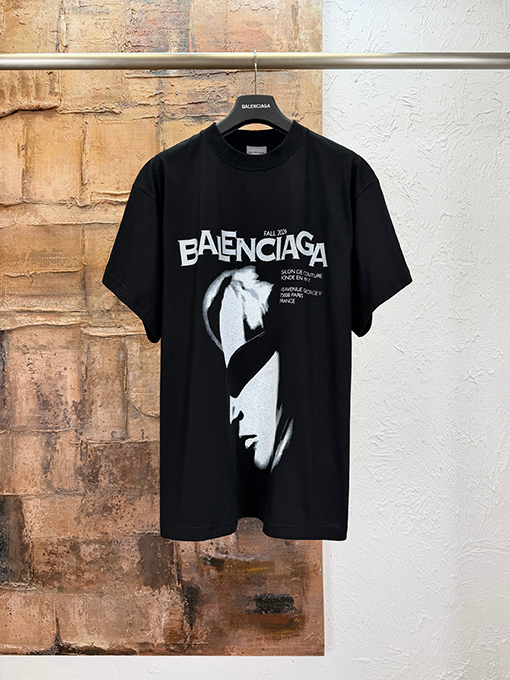 バレンシアガブランドスーパーコピー Balenciaga キャラクターアートプリント半袖Tシャツ
