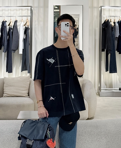 フェンディ カラーブロック刺繍り半袖Tシャツ