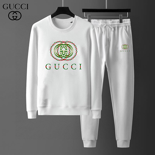 グッチスーパーコピー Gucci 人気のトレンドクルーネックのスウェットシャツとパンツのセット