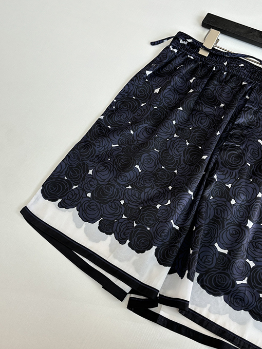 ジバンシイ サマーコレクション ローズプリント カジュアルショーツ