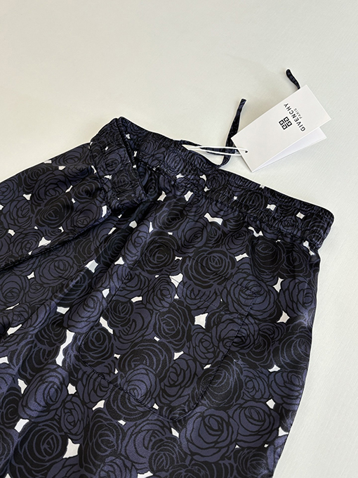 ジバンシイ サマーコレクション ローズプリント カジュアルショーツ