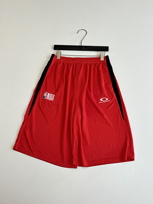 バレンシアガ Balenciaga NBA コラボレーションシリーズ円形刺繍入りゆったりカジュアルショーツ